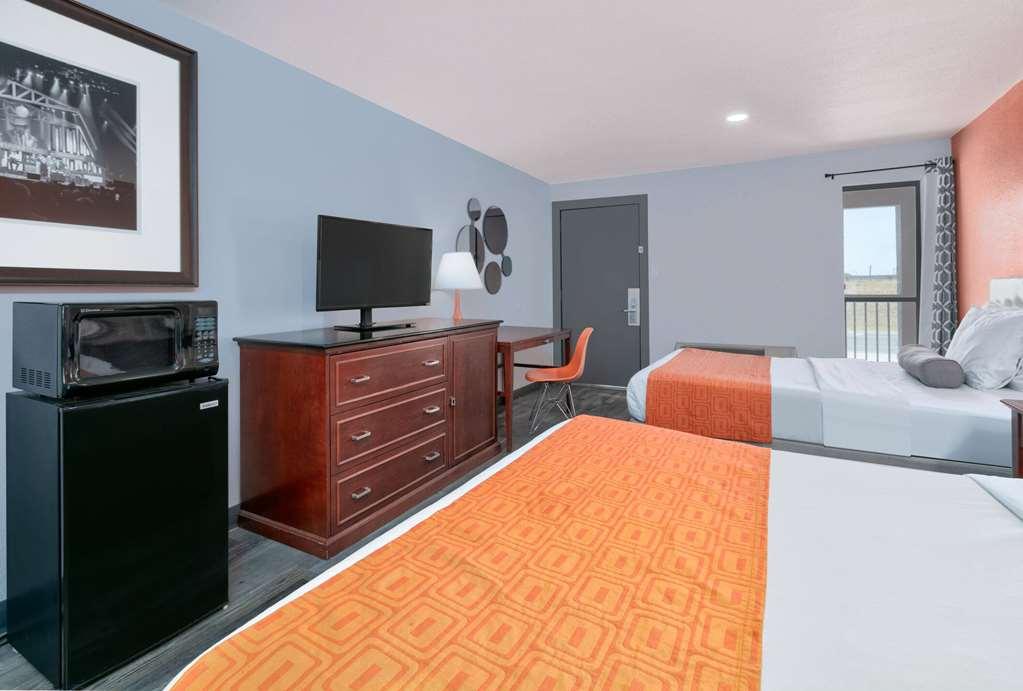 Howard Johnson By Wyndham San Marcos Oda fotoğraf