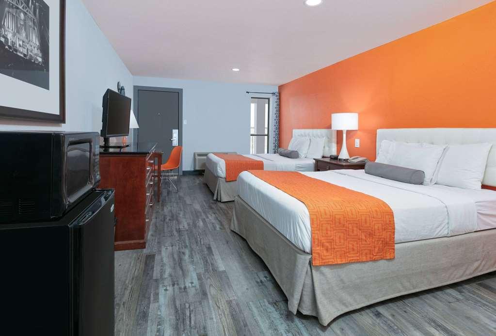 Howard Johnson By Wyndham San Marcos Oda fotoğraf